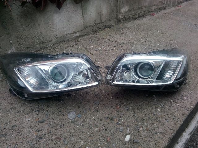 Çıkma Far - Özlem Oto Çıkma